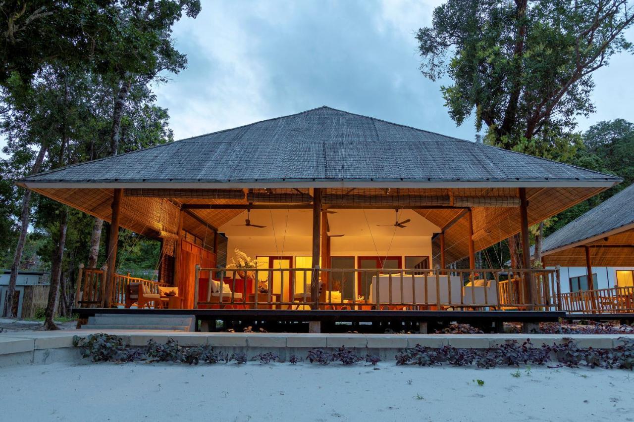 Hotel Island Center Point Koh Rong Sanloem Esterno foto