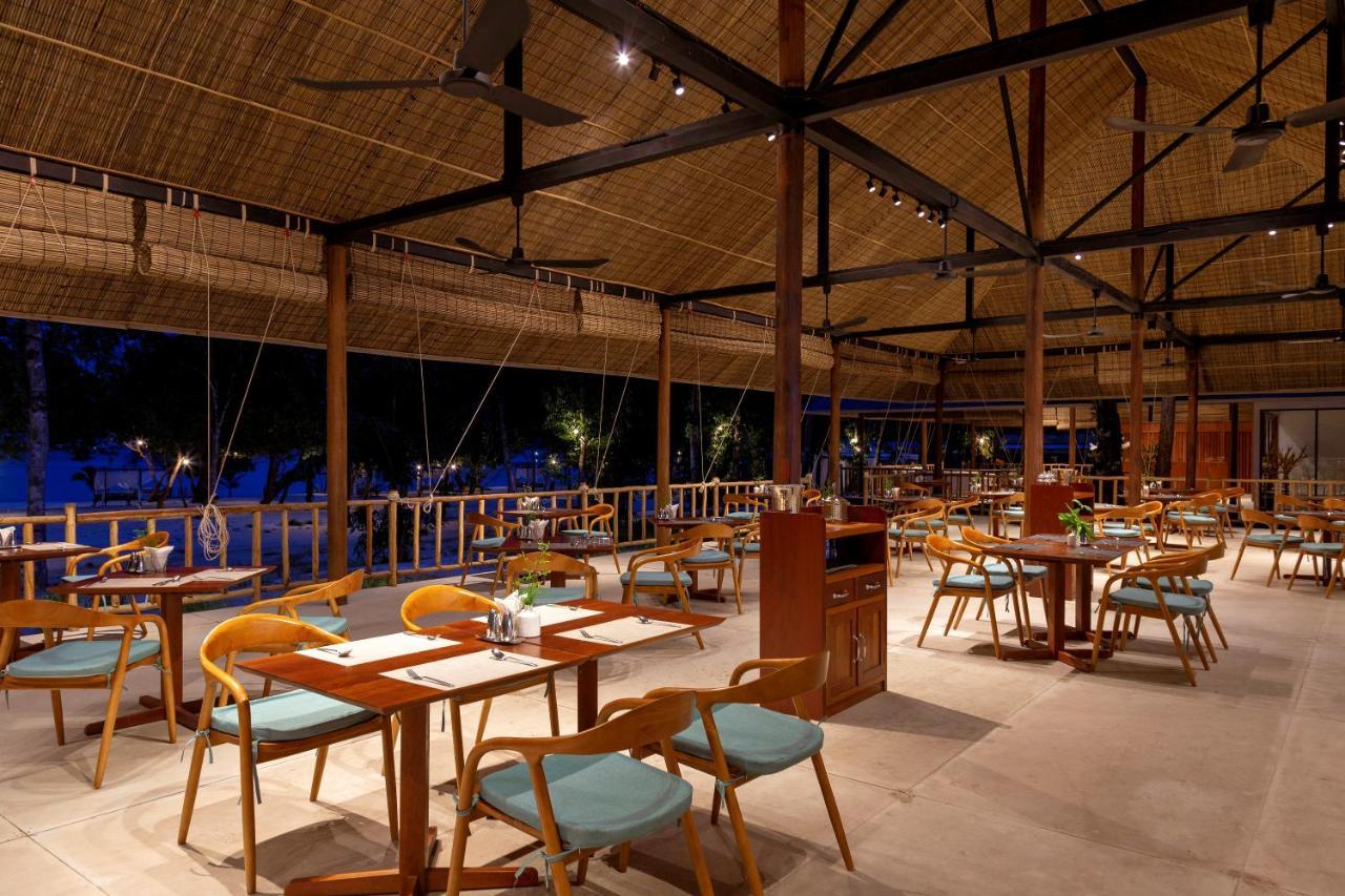 Hotel Island Center Point Koh Rong Sanloem Esterno foto