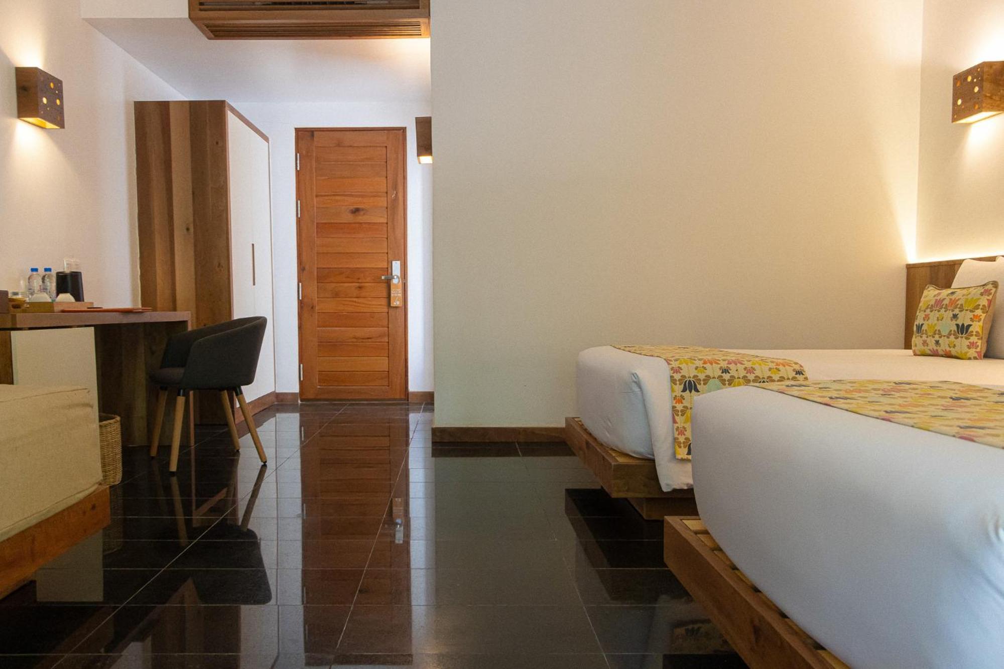 Hotel Island Center Point Koh Rong Sanloem Esterno foto